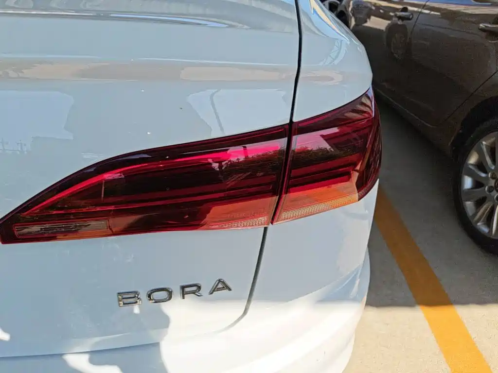 Volkswagen Bora — миниатюра 8