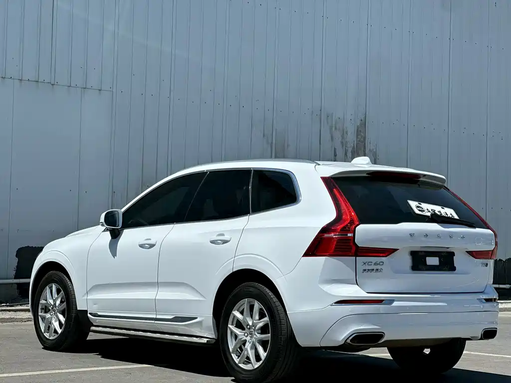 Volvo XC60 — миниатюра 9