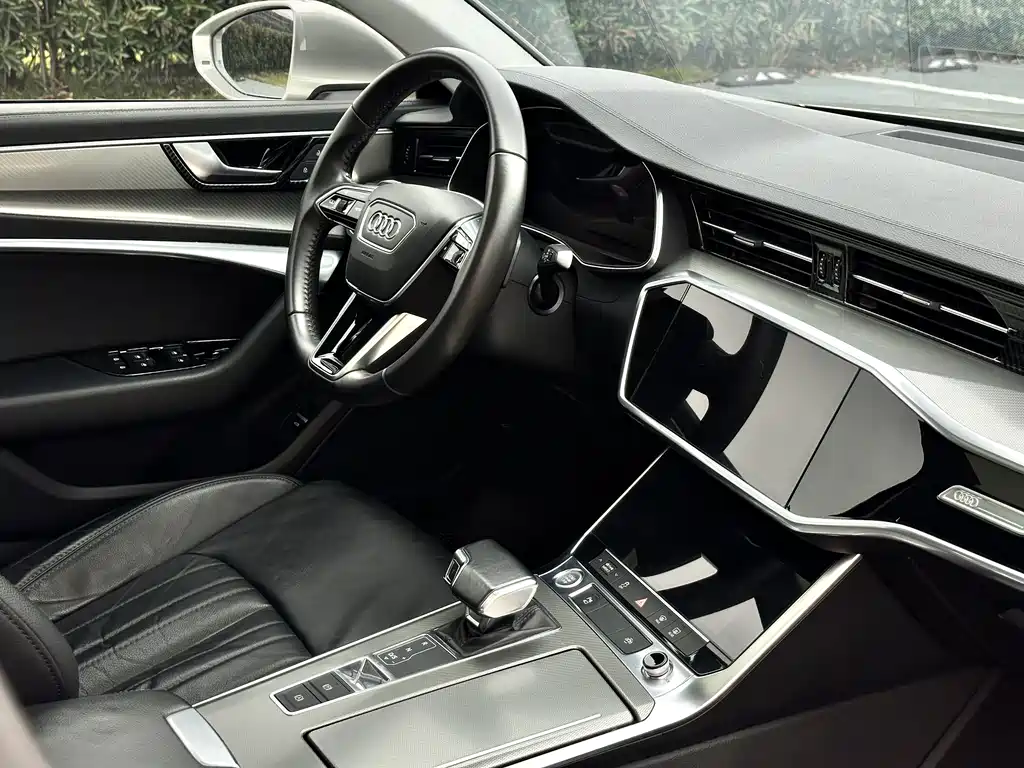 Audi A6L 2019 40 TFSI Luxury