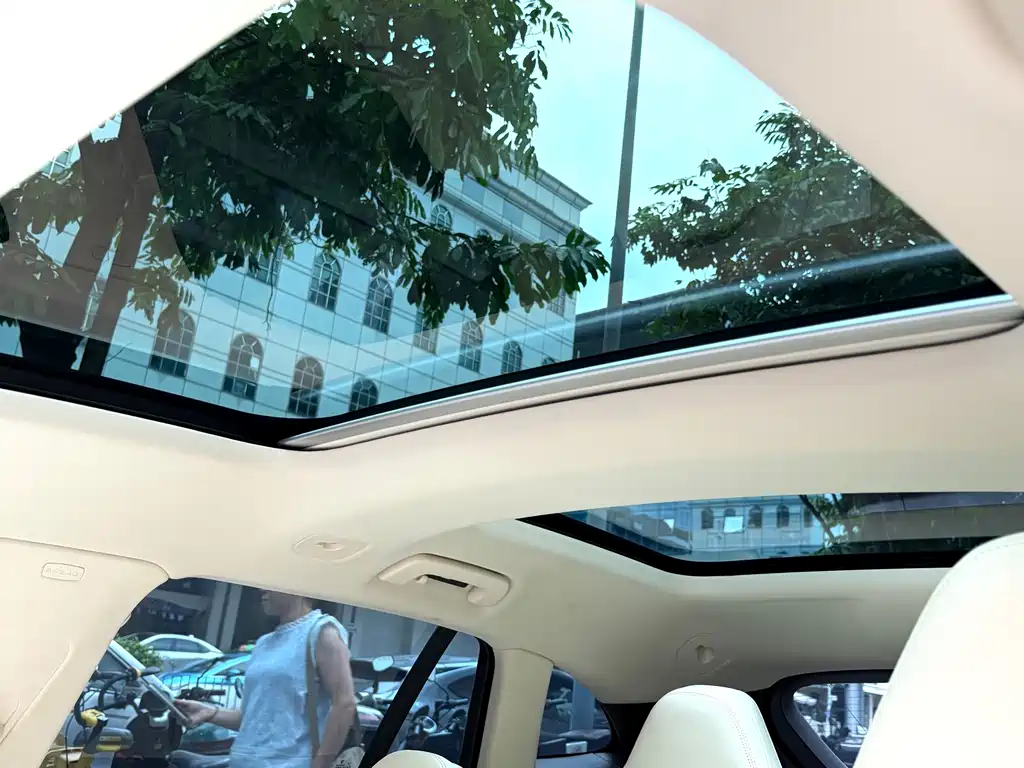 Porsche Panamera — миниатюра 18