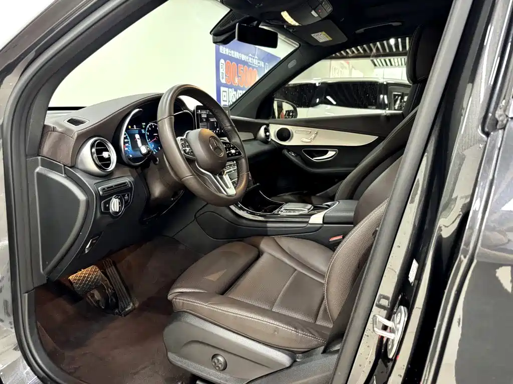 Mercedes-Benz GLC 2022 GLC 260 L 4MATIC