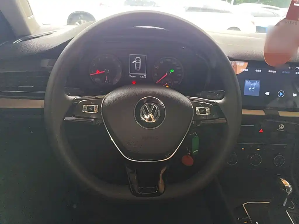 Volkswagen Lavida — миниатюра 11