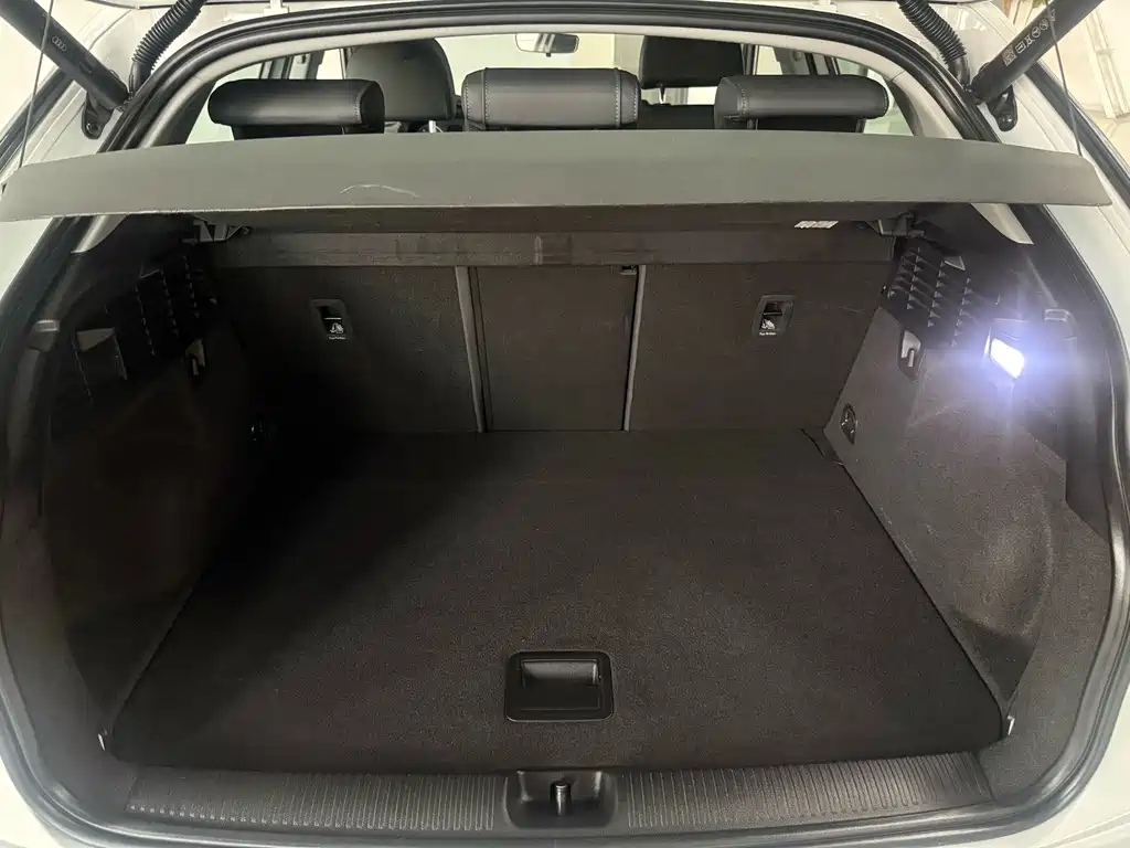 Audi Q2L — миниатюра 14