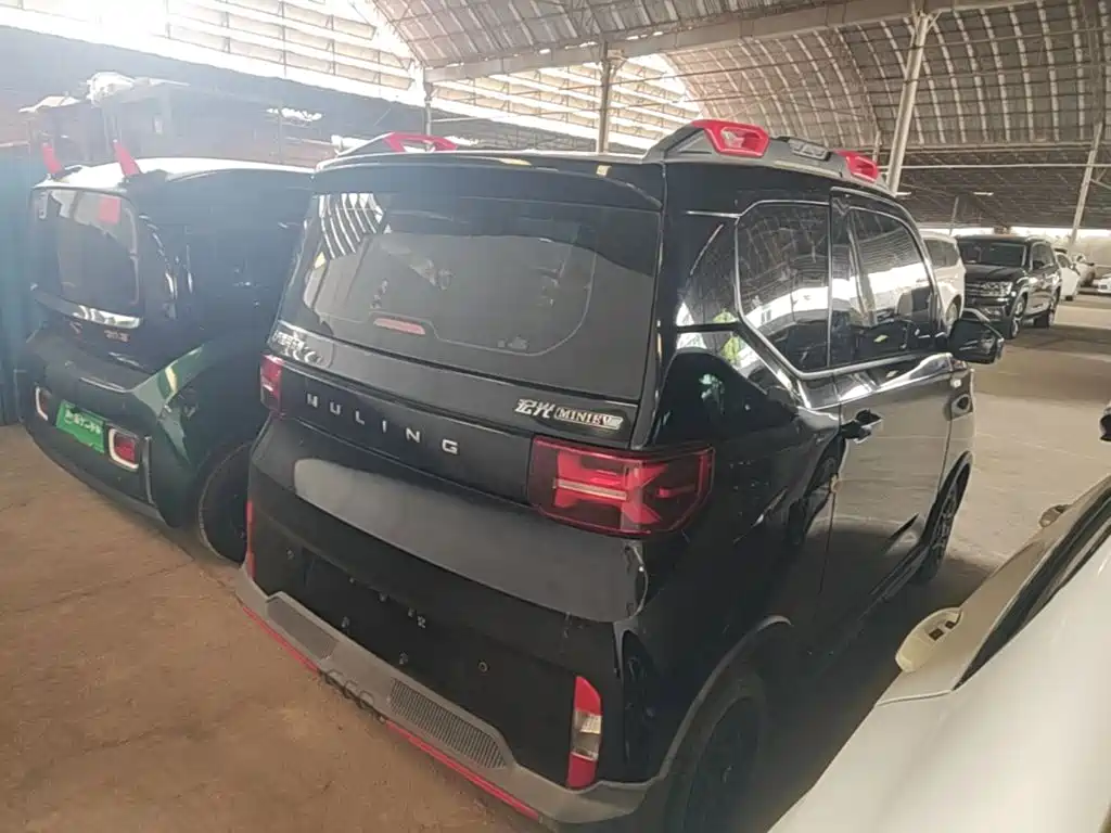 Wuling MINIEV — миниатюра 8