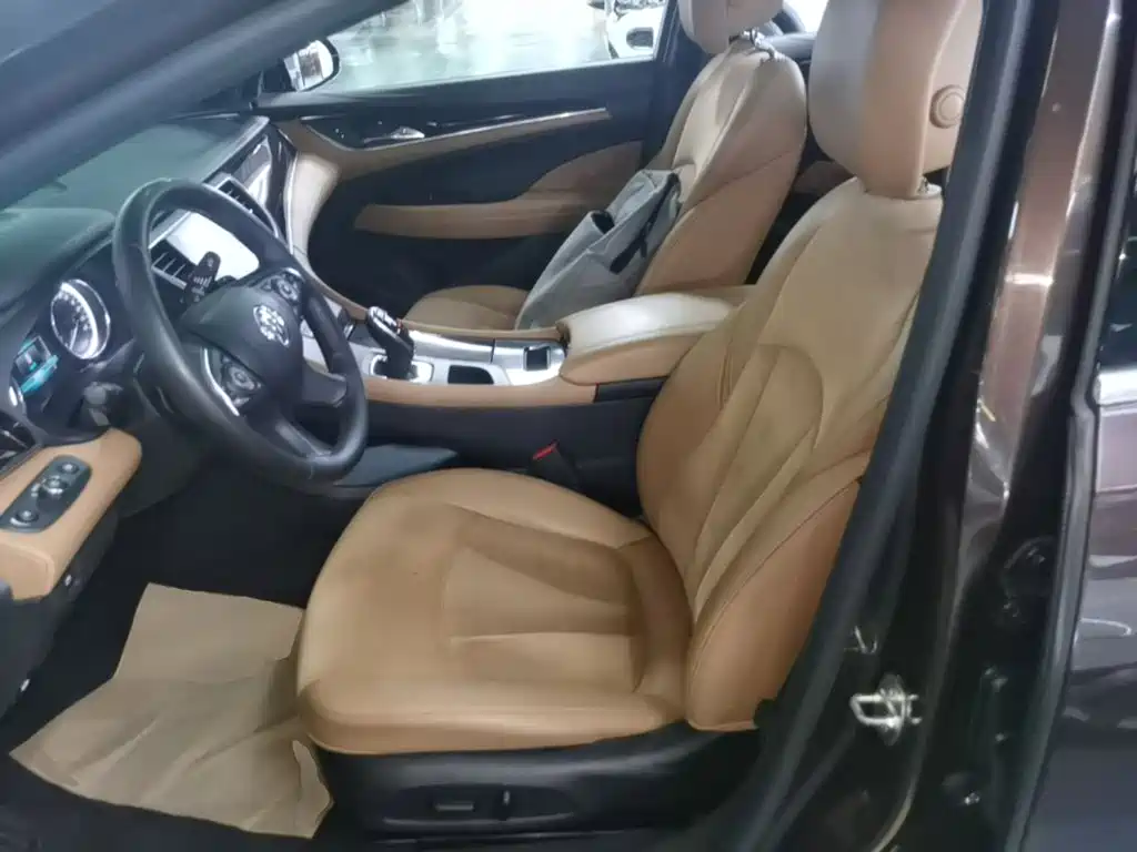 Buick LaCrosse — миниатюра 15
