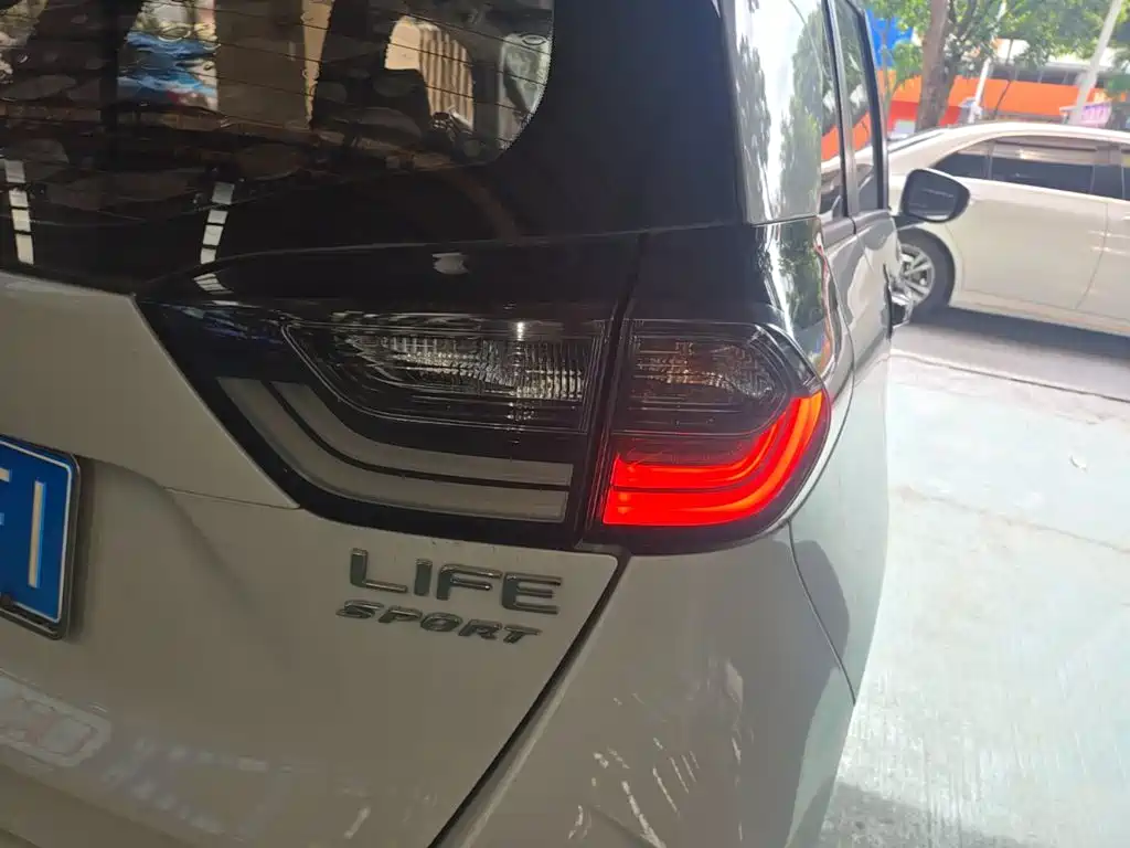 Honda Life — миниатюра 8