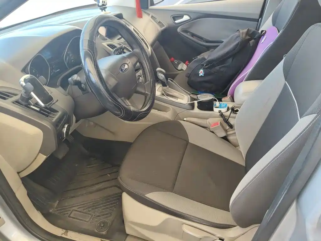 Ford Focus — миниатюра 11