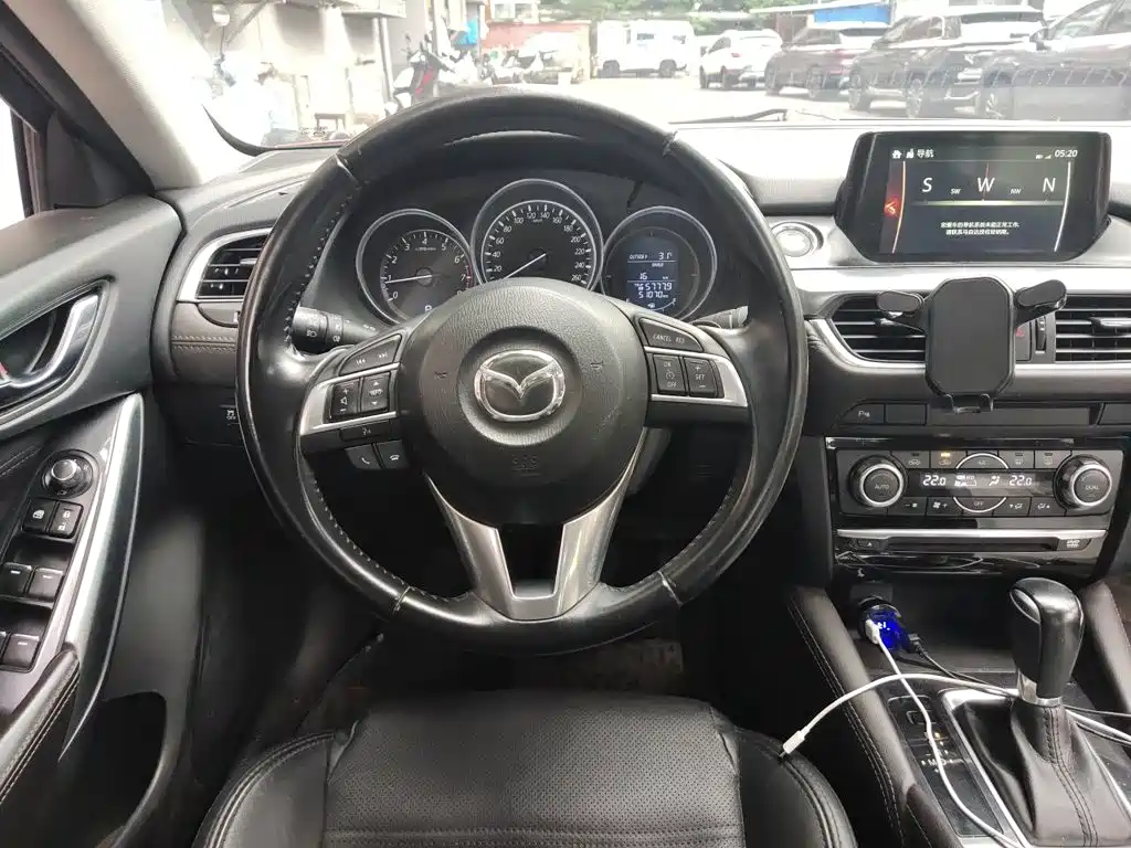Mazda Atenza — миниатюра 6