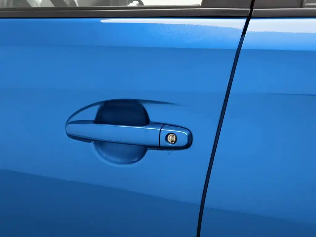 Toyota Yaris L — миниатюра 18