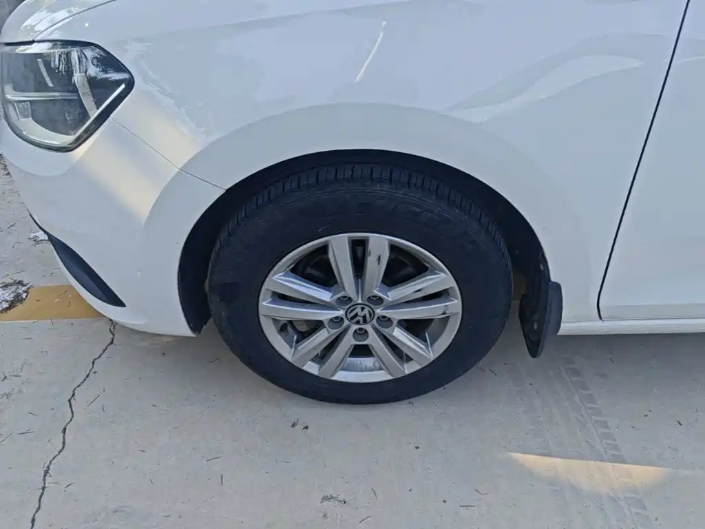 Volkswagen Santana — миниатюра 23