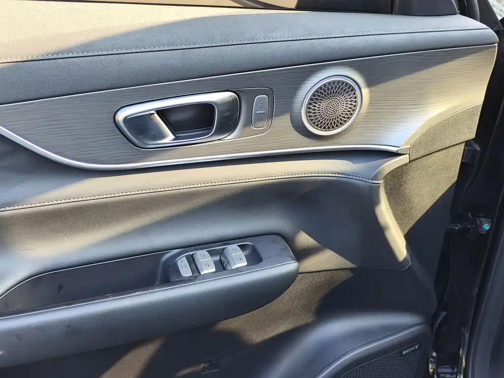 Chery Tiggo 8 PLUS — миниатюра 17