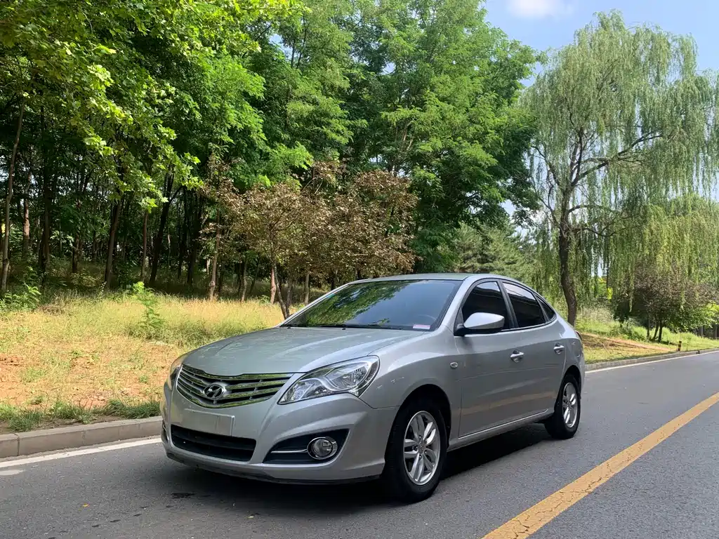 Hyundai Elantra 2013