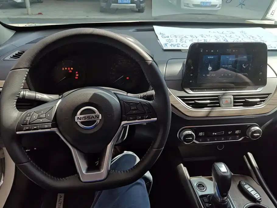 Nissan Teana — миниатюра 12