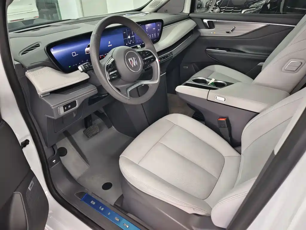 Buick GL8 2025 Premium
