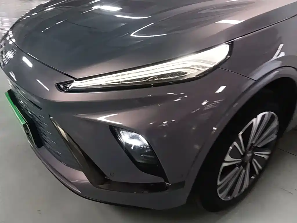 Buick E5 — миниатюра 24