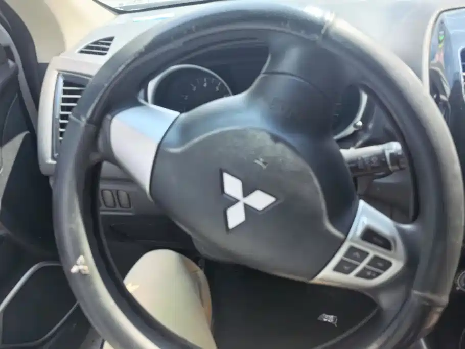 Mitsubishi ASX — миниатюра 15