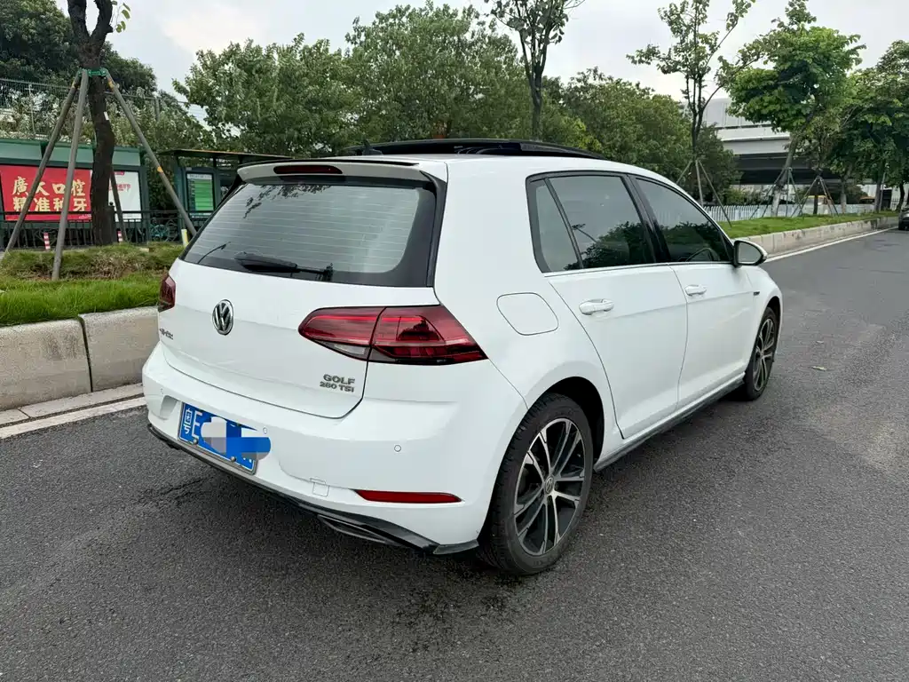 Volkswagen Golf — миниатюра 4