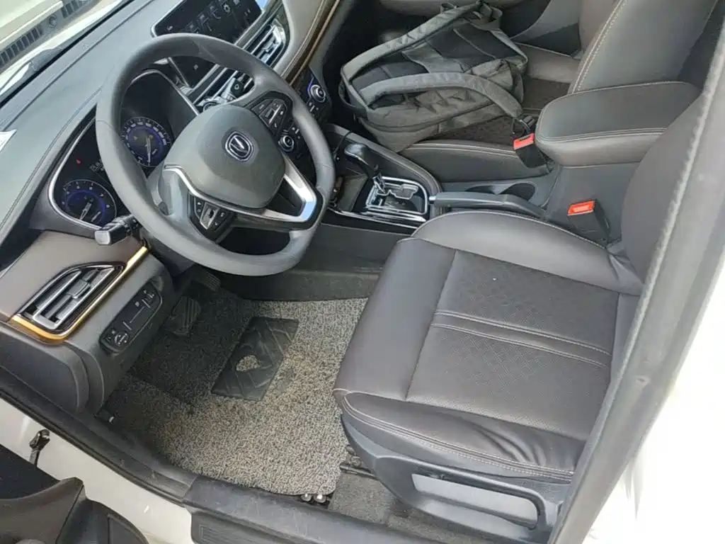Changan Eado DT — миниатюра 11