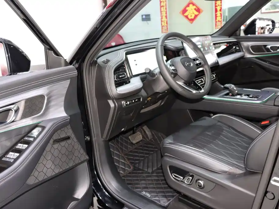 GAC GS8 2025 2.0TGDI Luxury 5 мест