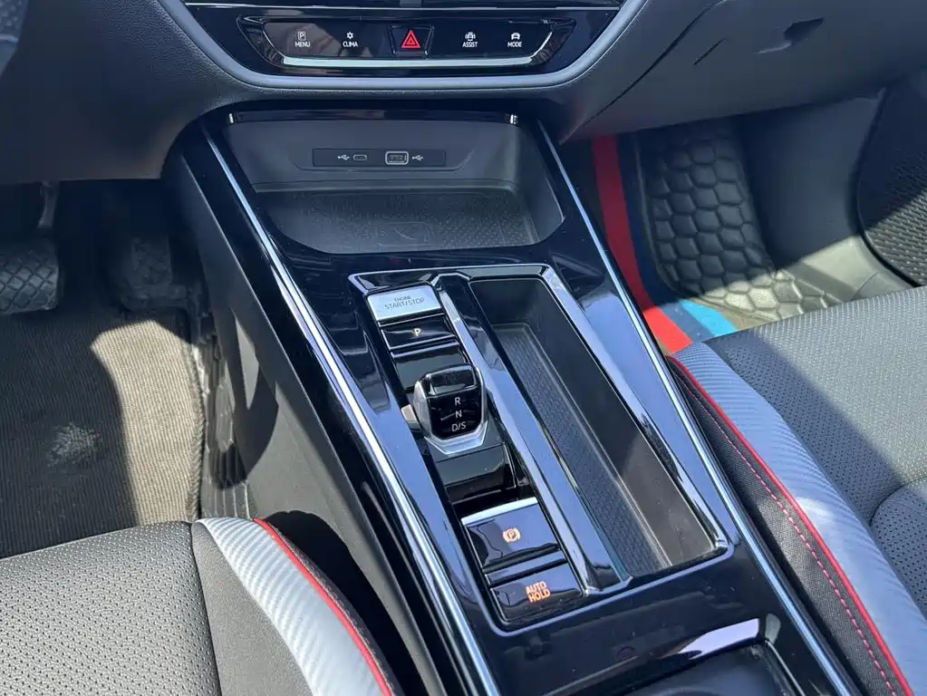 Volkswagen Lamando — миниатюра 23