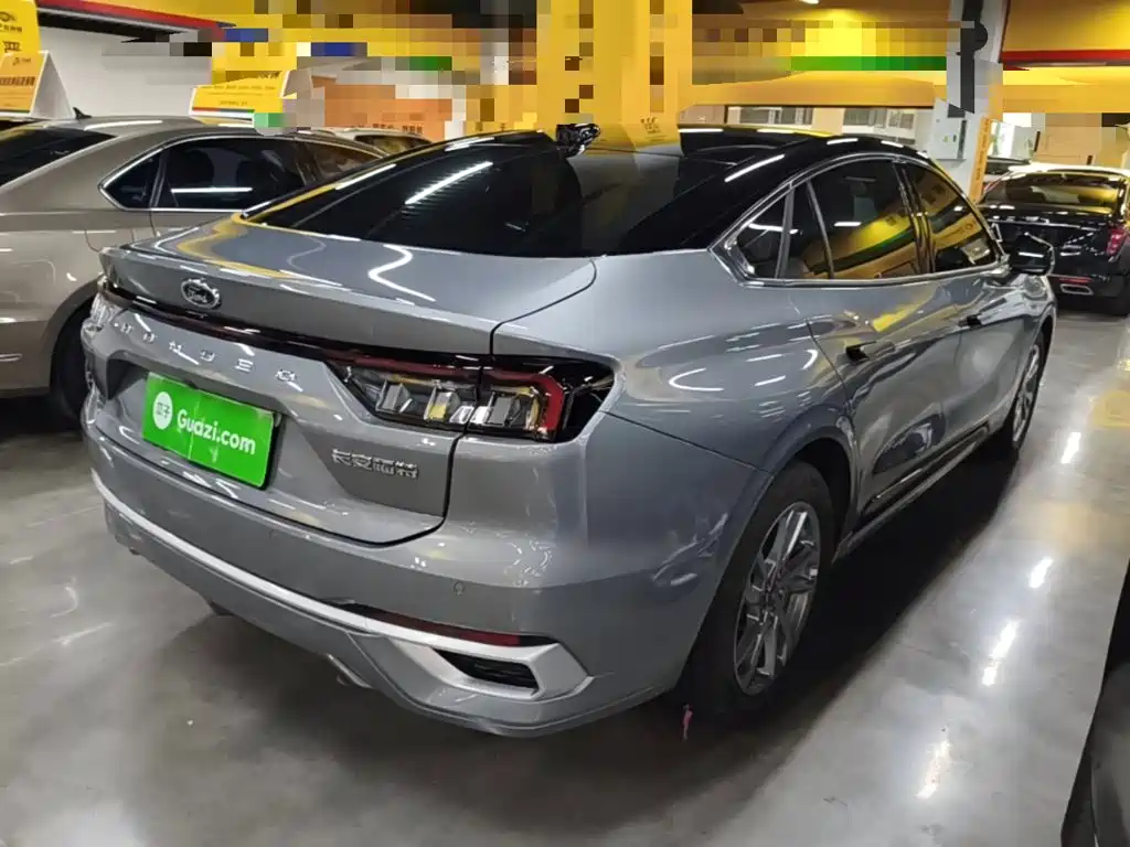 Ford Mondeo 2023 EcoBoost 245 Luxury