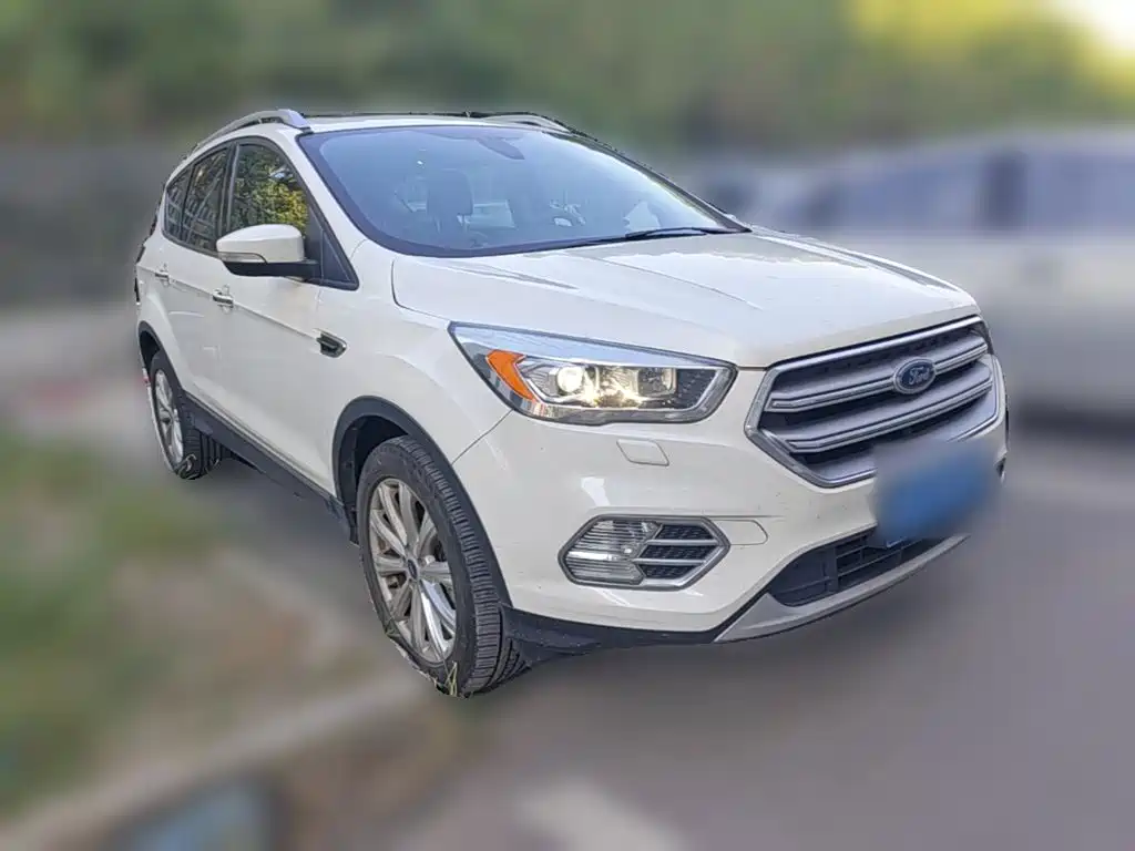 Ford Kuga — миниатюра 7