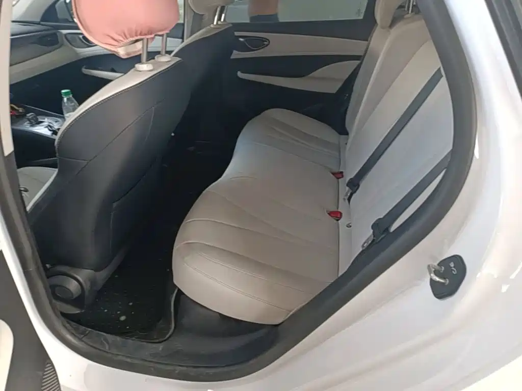 BYD Seal 05 DM-i — миниатюра 17