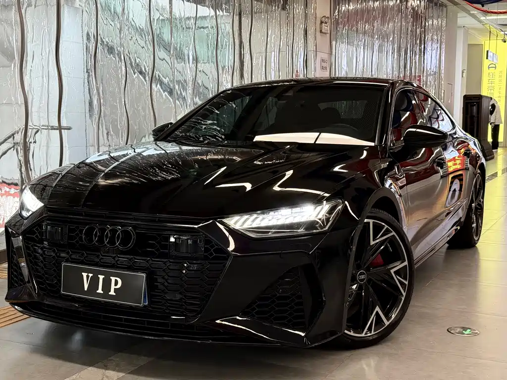 Audi A7L
