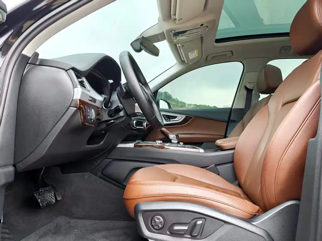 Audi Q7 — миниатюра 3