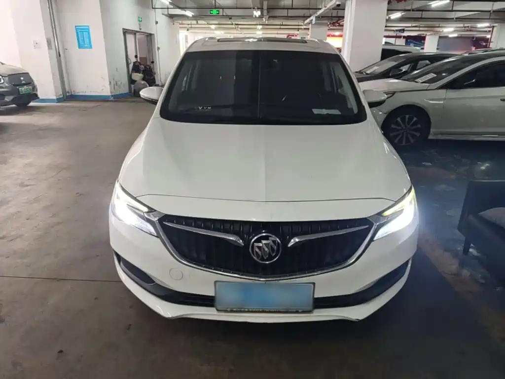 Buick GL6 — миниатюра 3