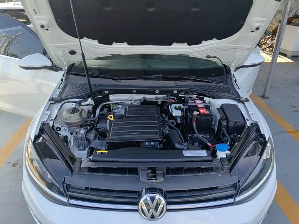 Volkswagen Golf — миниатюра 20