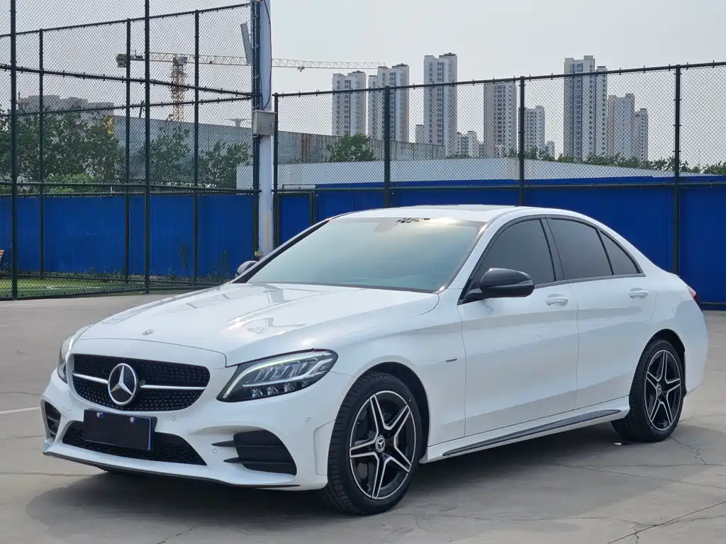 Mercedes-Benz C-Class 2020