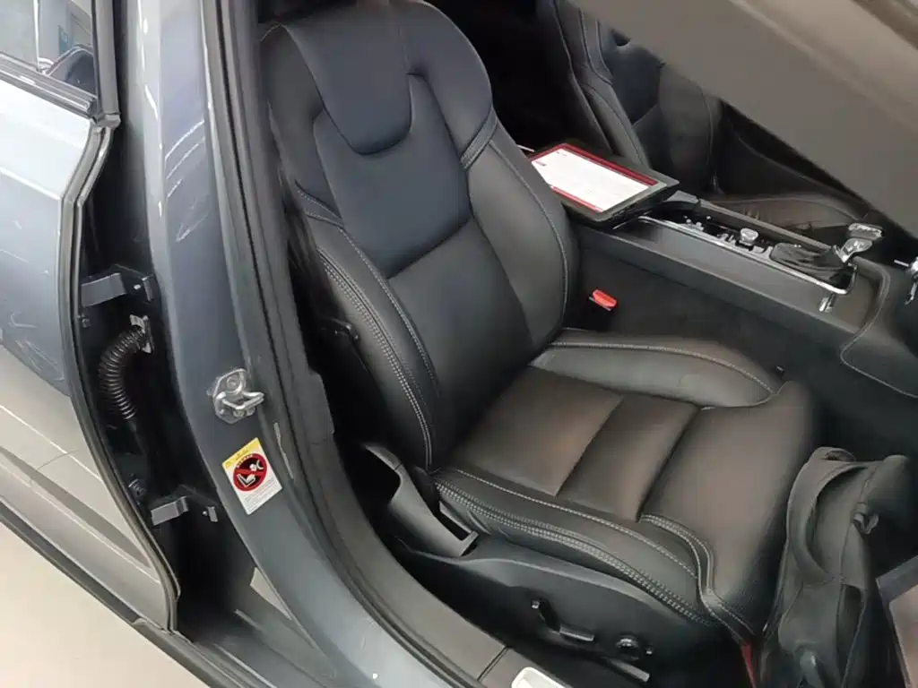 Volvo V90 — миниатюра 25