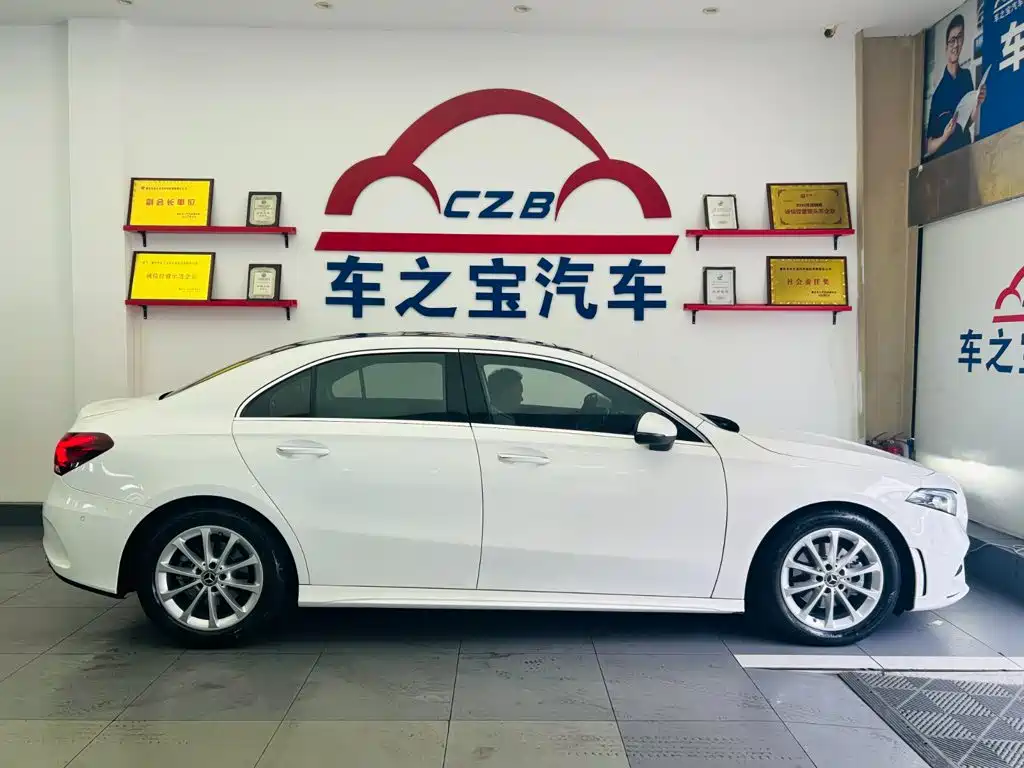 Mercedes-Benz A-Class — миниатюра 8