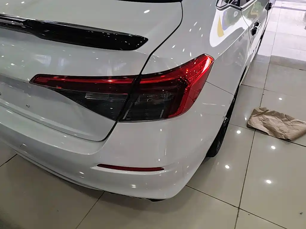 Honda Civic — миниатюра 8