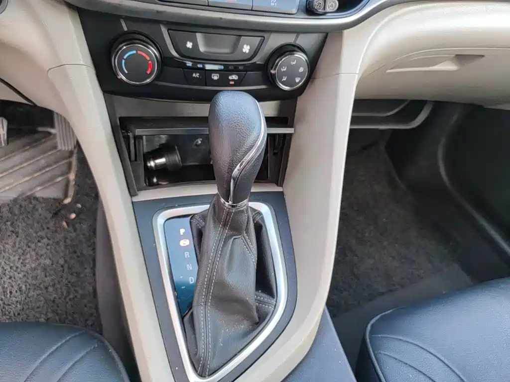 Buick Excelle — миниатюра 14