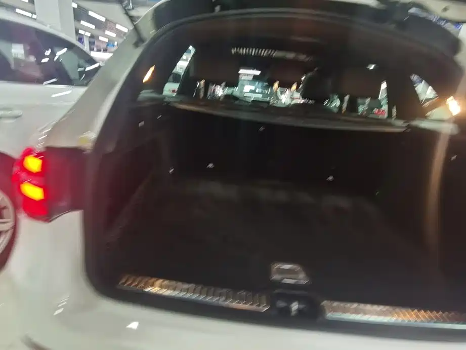 Mercedes-Benz GLC — миниатюра 19