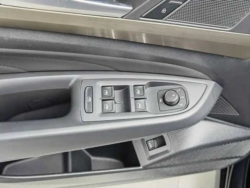 Volkswagen Passat — миниатюра 9