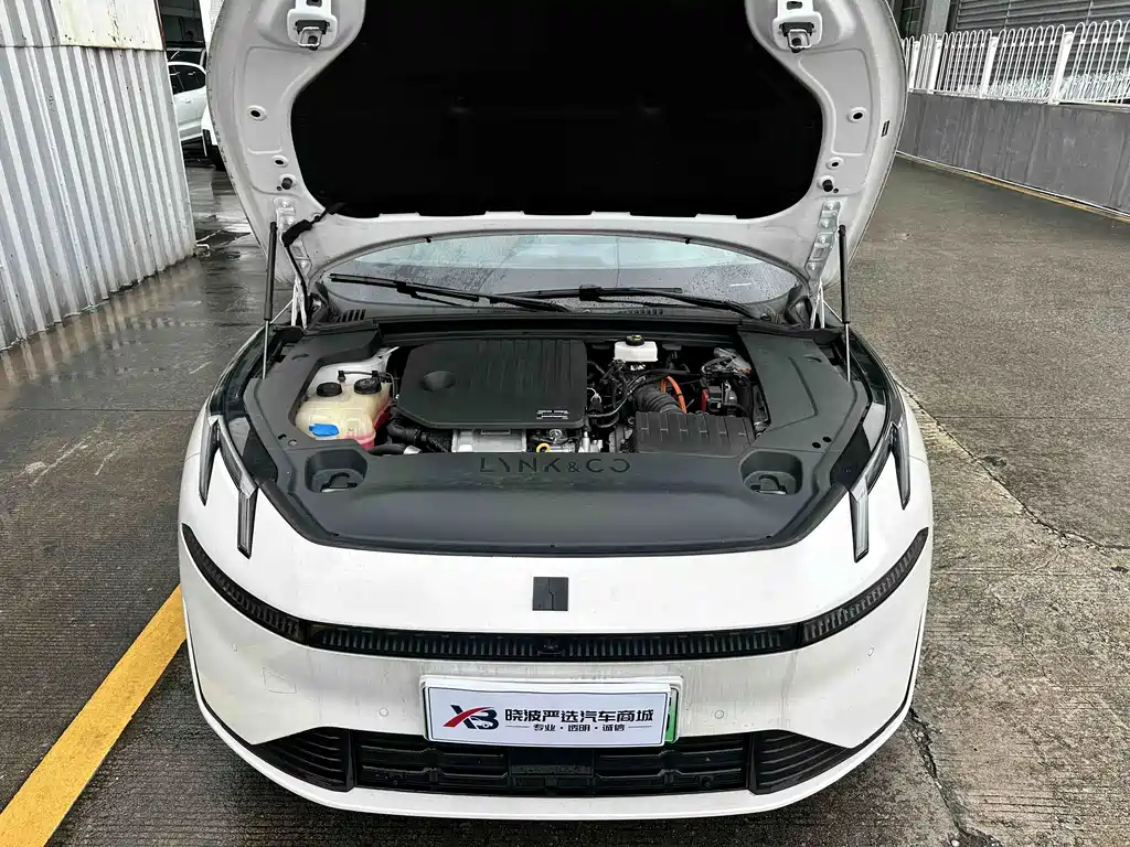 Lynk & Co 07 EM-P — миниатюра 11