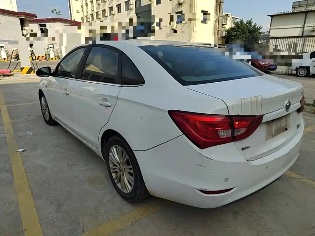 Buick Excelle — миниатюра 5