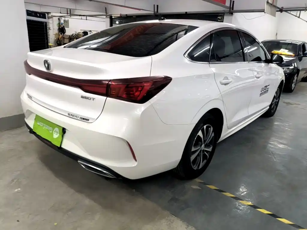 Changan Eado — миниатюра 7