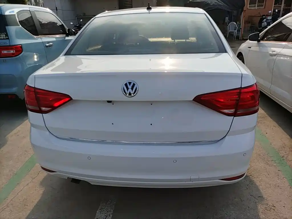 Volkswagen Lavida — миниатюра 6