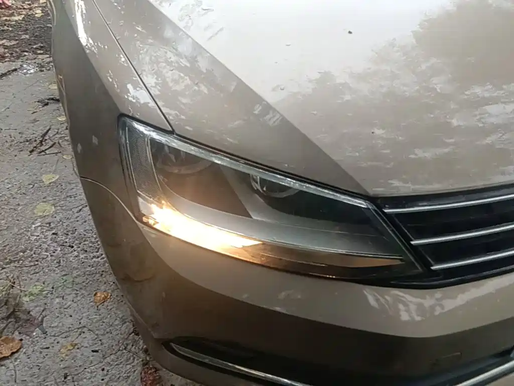 Volkswagen Sagitar — миниатюра 13