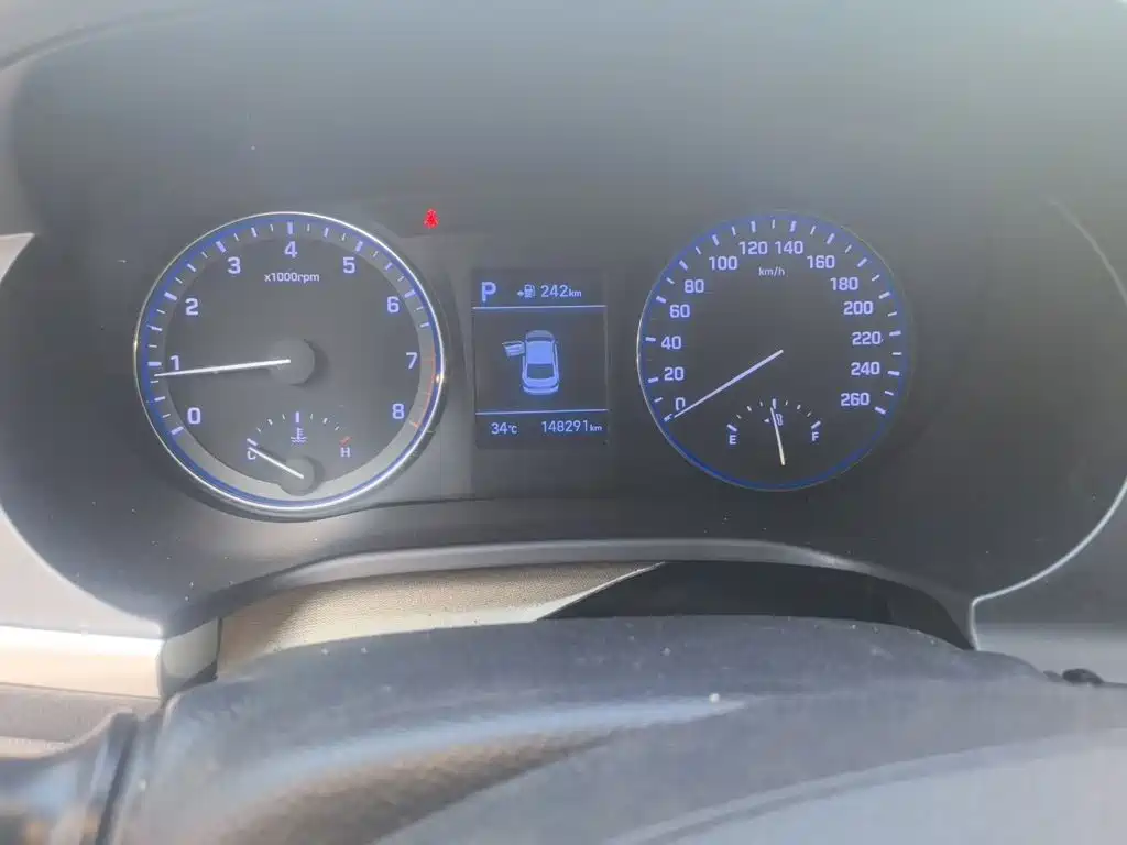 Hyundai Mistra — миниатюра 9