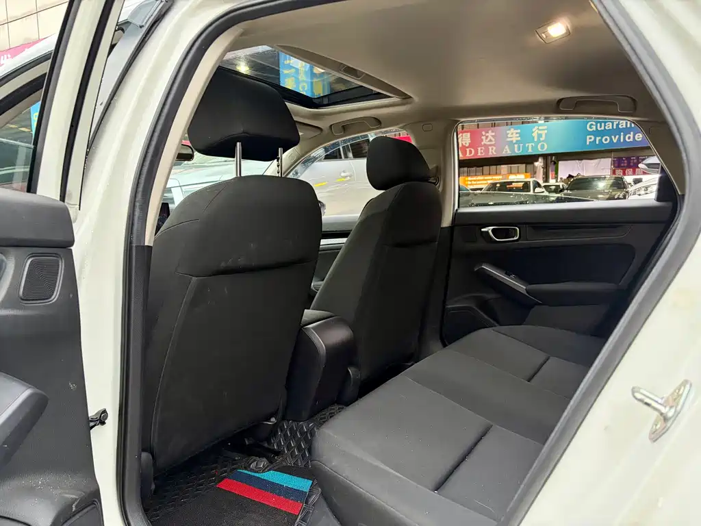 Honda Civic — миниатюра 7