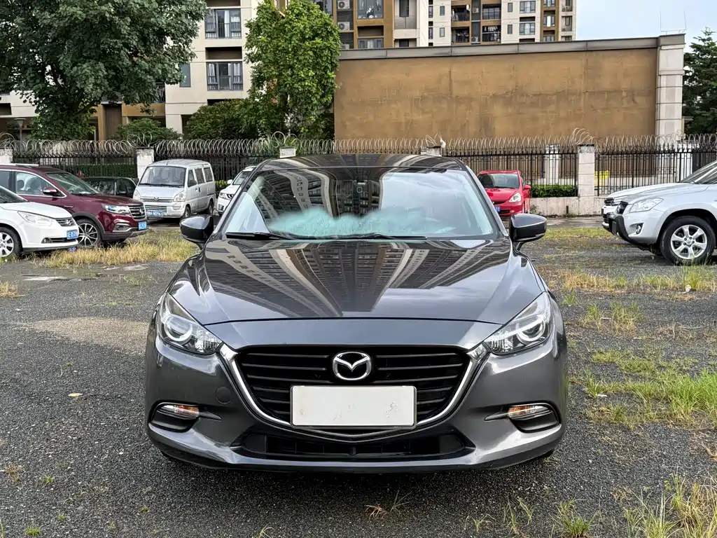 MAZDA  3 ANGKESAILA