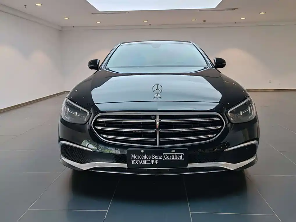 Mercedes-Benz E-Class — миниатюра 5