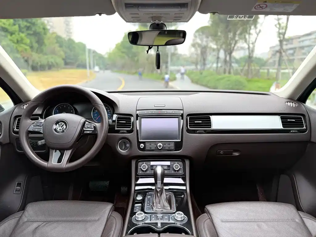 Volkswagen Touareg — миниатюра 4