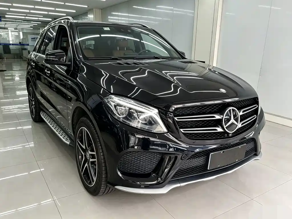 Mercedes-Benz GLE (Import) — миниатюра 2