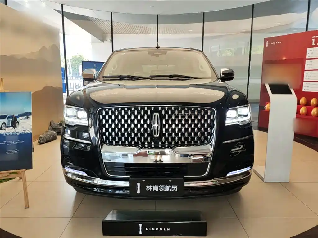 Lincoln Navigator 2024 3.5T